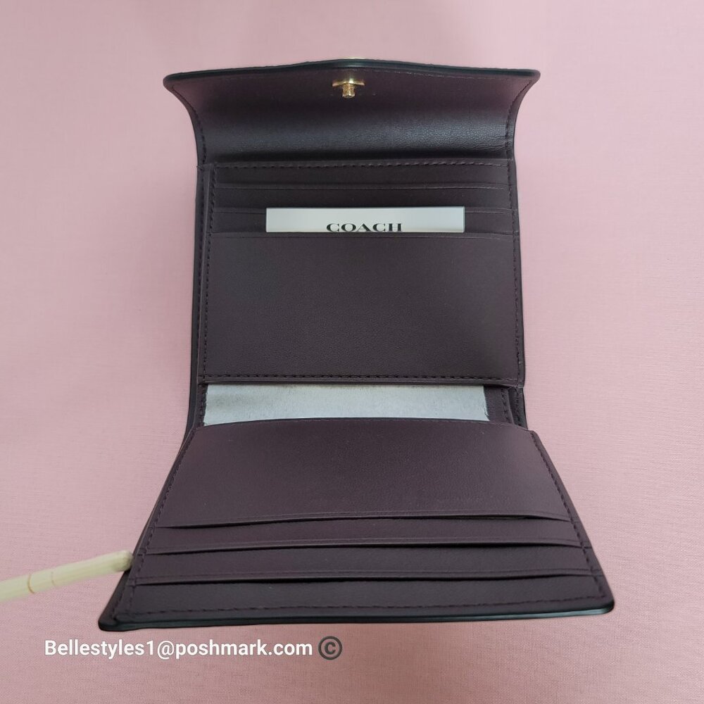 COACH Wyn Crossgrain Leather Small Leather Wallet- Black color 🎈$89. ⭐ - Picture 13 of 16
